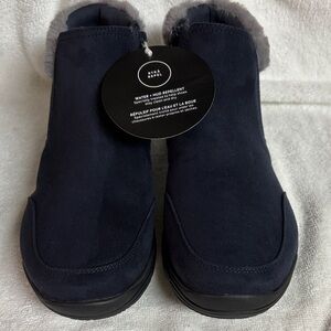 Ryka Women's Ankle Boots in Navy and Gray